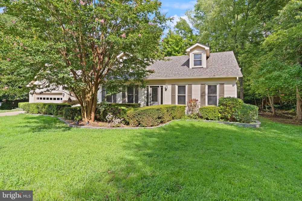 2207 WITTINGTON BOULEVARD Alexandria, VA 22308