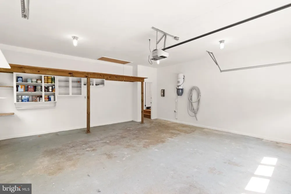 2207 WITTINGTON BOULEVARD Alexandria, VA 22308
