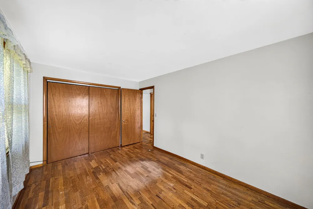 3086 Detroit Road Niles, MI 49120