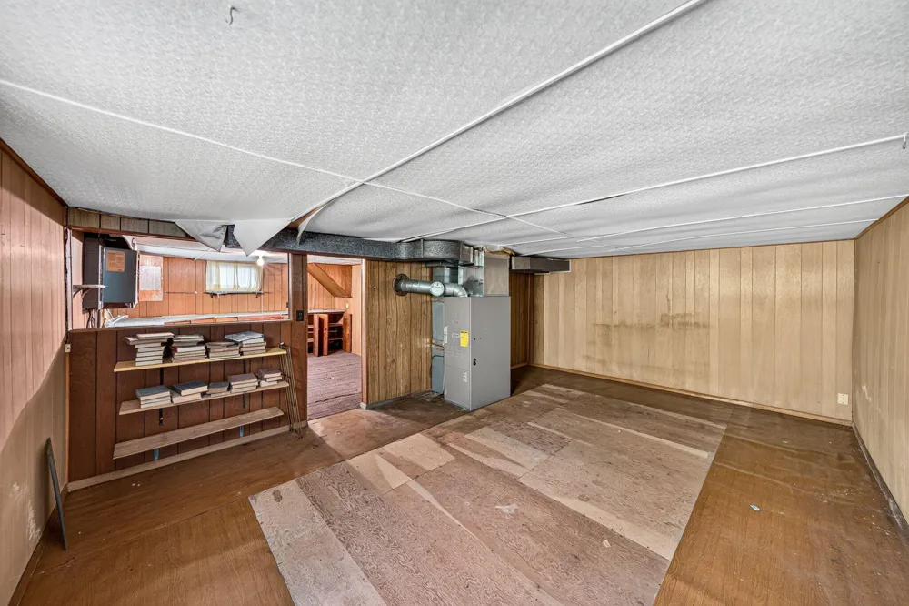 3086 Detroit Road Niles, MI 49120