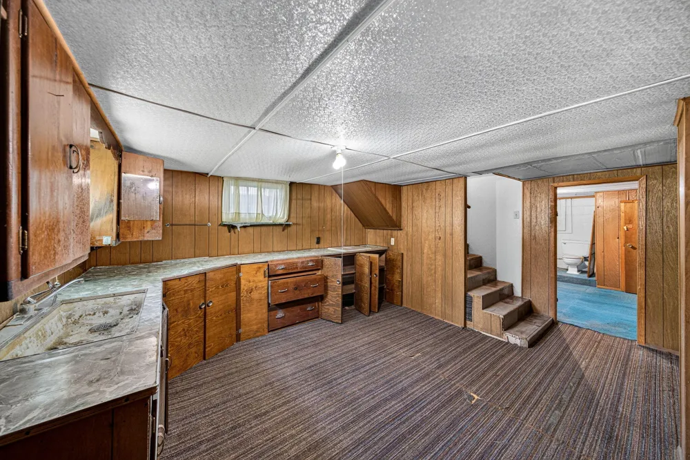 3086 Detroit Road Niles, MI 49120