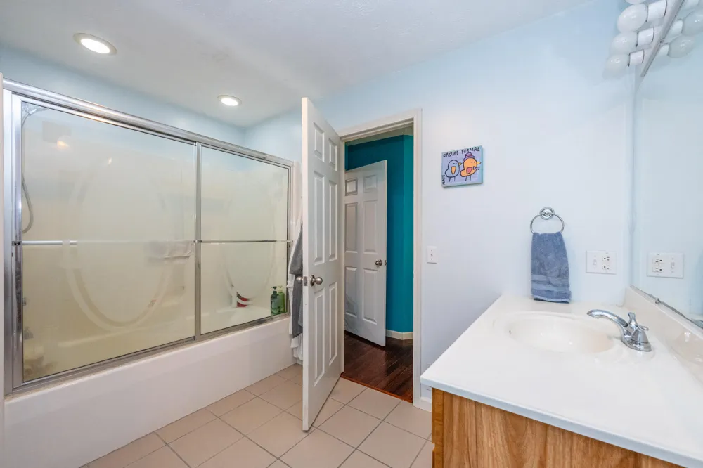 5324 Becht Road Coloma, MI 49038