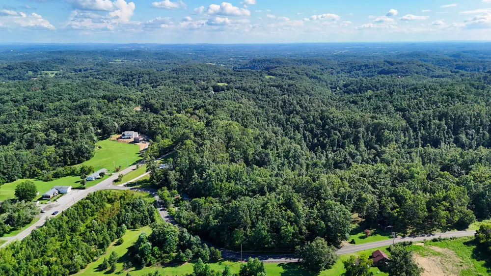 1 Lindsey Hollow Rd Gallatin, TN 37066