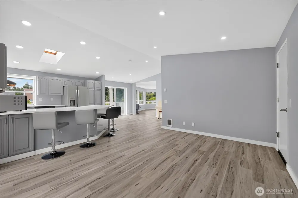 393 Canal Drive SE Ocean Shores, WA 98569