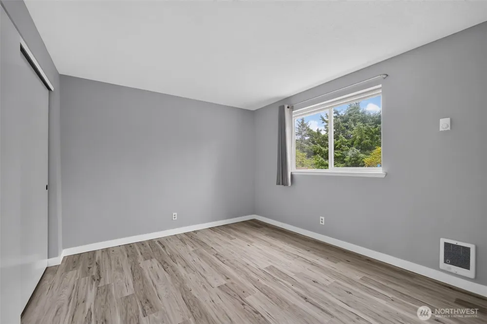 393 Canal Drive SE Ocean Shores, WA 98569