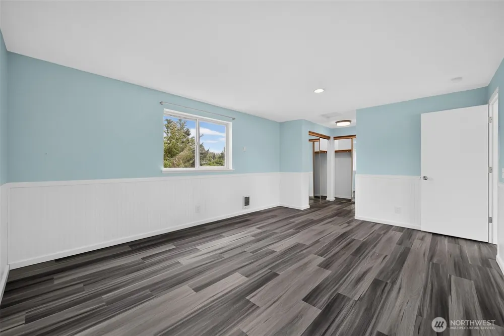 393 Canal Drive SE Ocean Shores, WA 98569