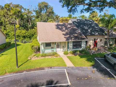 232 RIDGEWOOD AVENUE #23