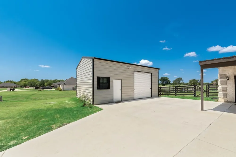 247 Private Road 7413 Road Wills Point, TX 75169