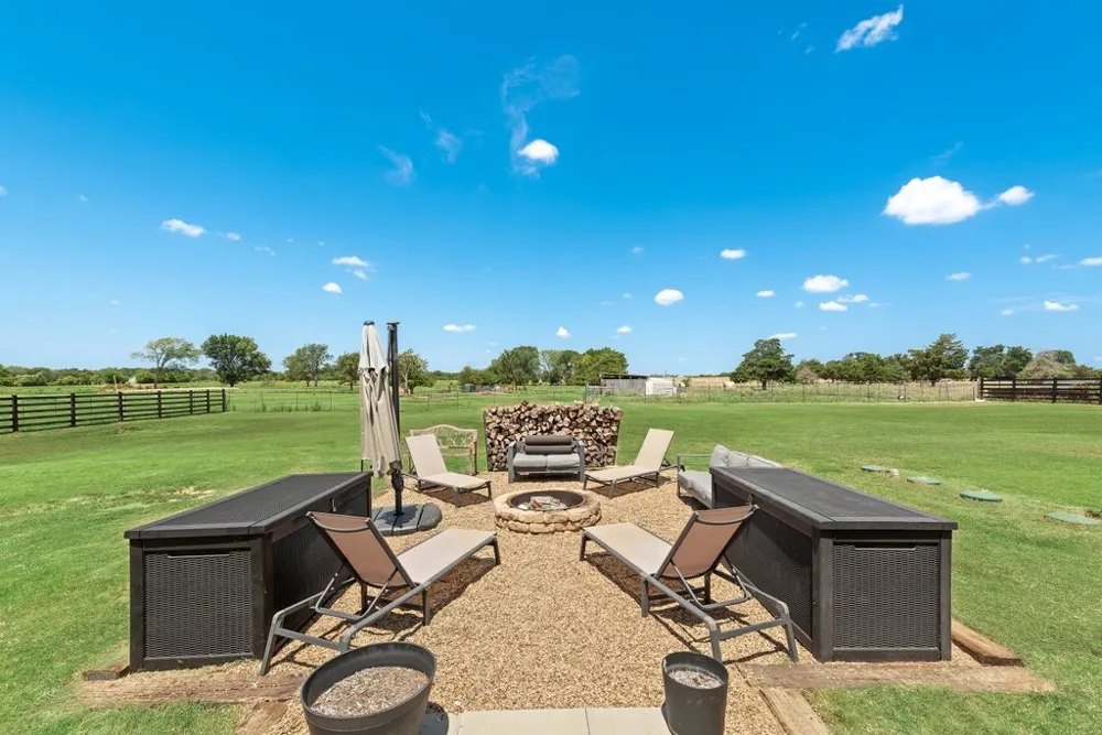 247 Private Road 7413 Road Wills Point, TX 75169