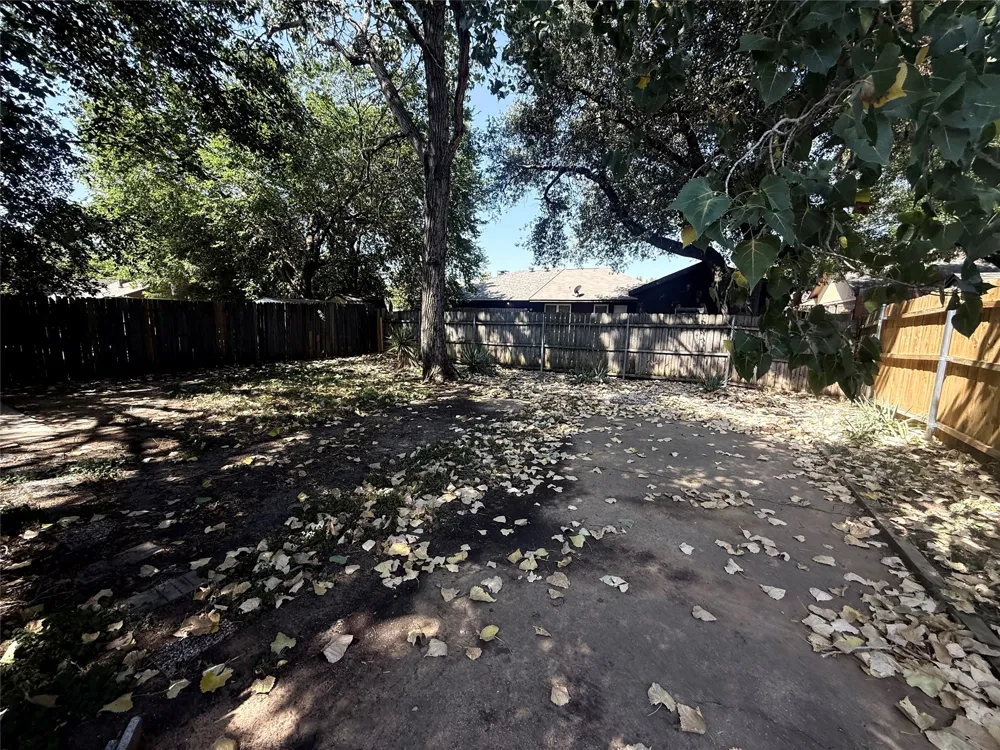 763 Little Creek Drive Euless, TX 76039