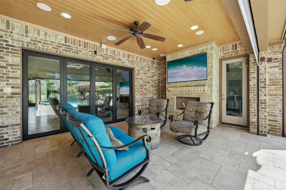 809 Lyndsey Way Colleyville, TX 76034
