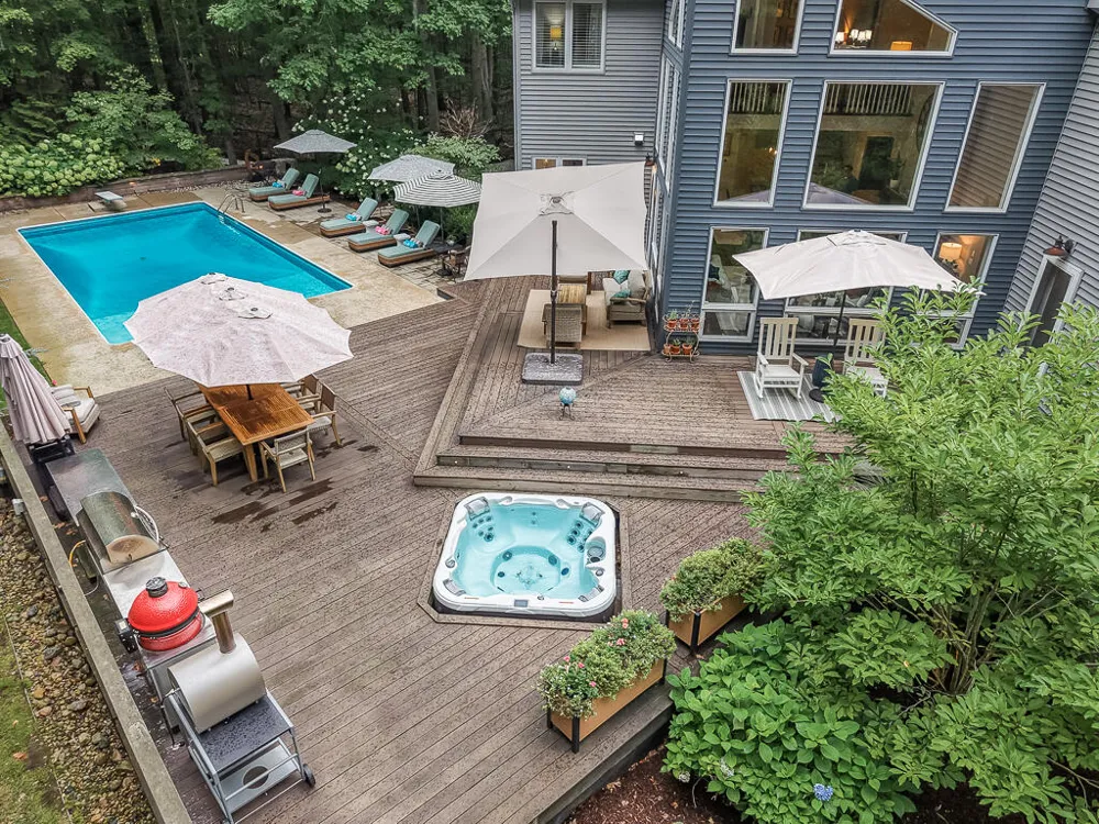 16275 Riley Street Holland, MI 49424