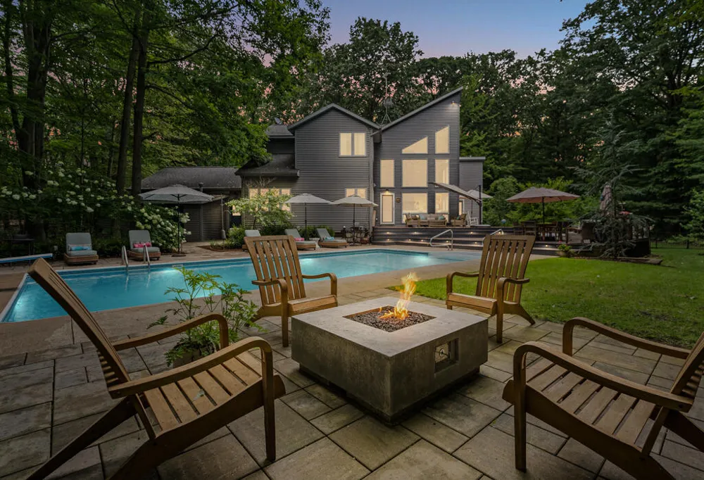 16275 Riley Street Holland, MI 49424