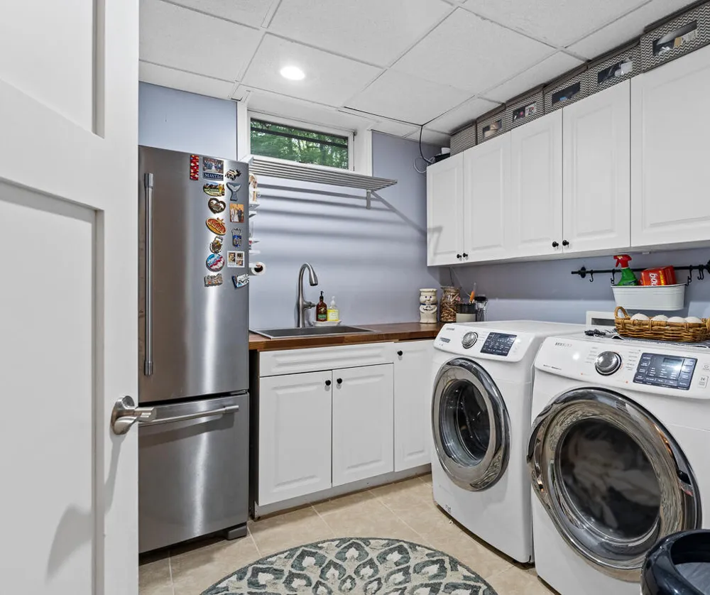 16275 Riley Street Holland, MI 49424