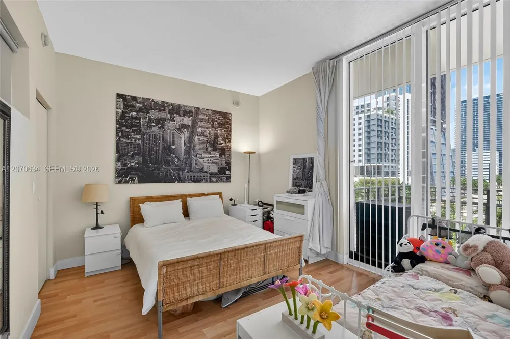 350 NE 24th St #609 Miami, FL 33137
