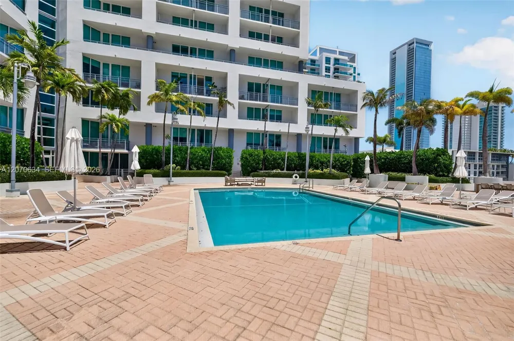 350 NE 24th St #609 Miami, FL 33137