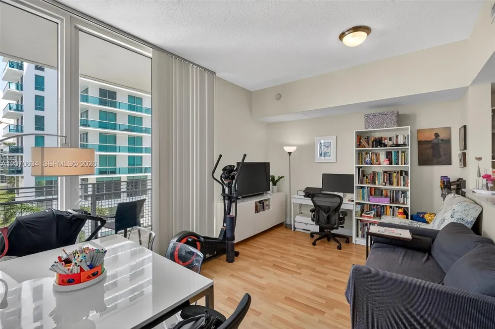 350 NE 24th St #609 Miami, FL 33137