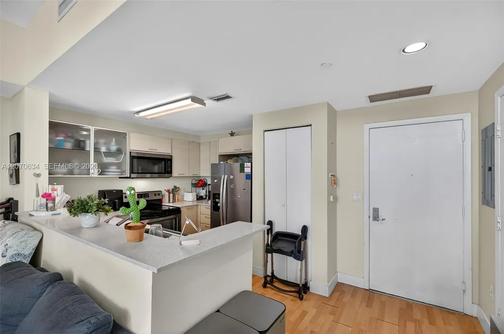 350 NE 24th St #609 Miami, FL 33137
