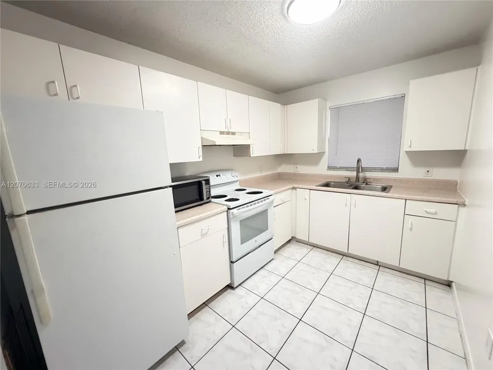 2224 Pierce St #26 Hollywood, FL 33020