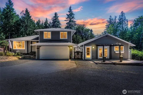 3288 NW Happy Hollow Lane