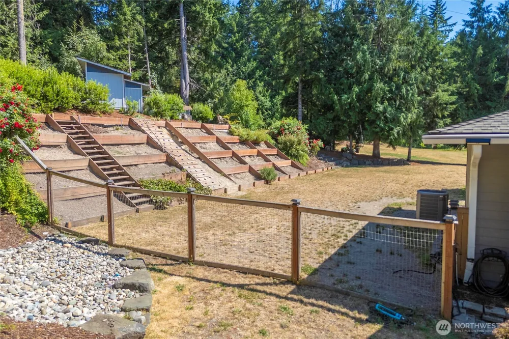 3288 NW Happy Hollow Lane Silverdale, WA 98383