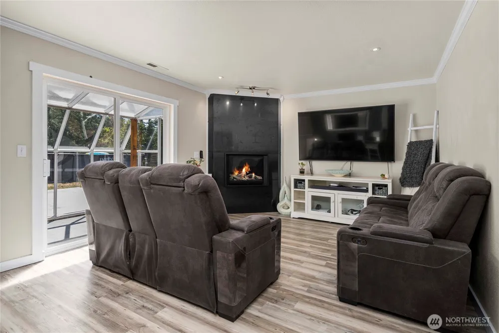 3288 NW Happy Hollow Lane Silverdale, WA 98383
