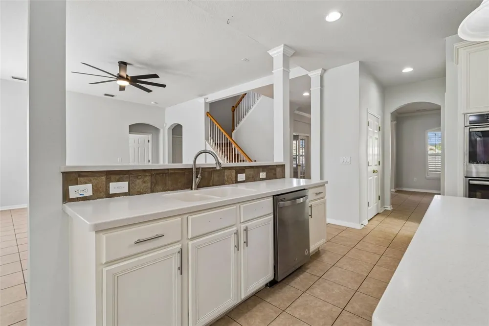 8523 NORTHTON GROVES BOULEVARD Odessa, FL 33556