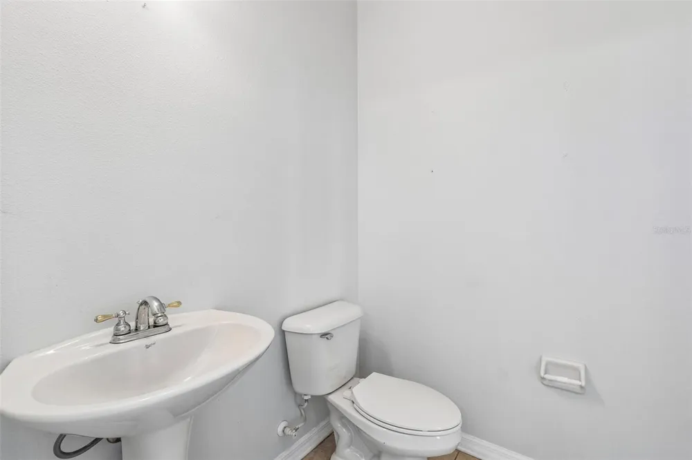 8523 NORTHTON GROVES BOULEVARD Odessa, FL 33556