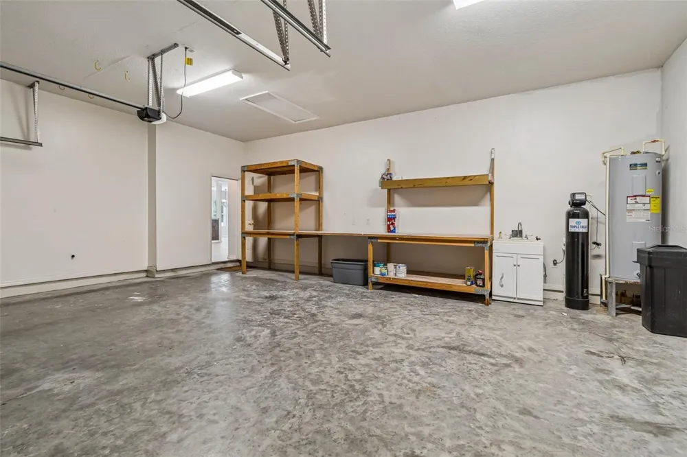8523 NORTHTON GROVES BOULEVARD Odessa, FL 33556