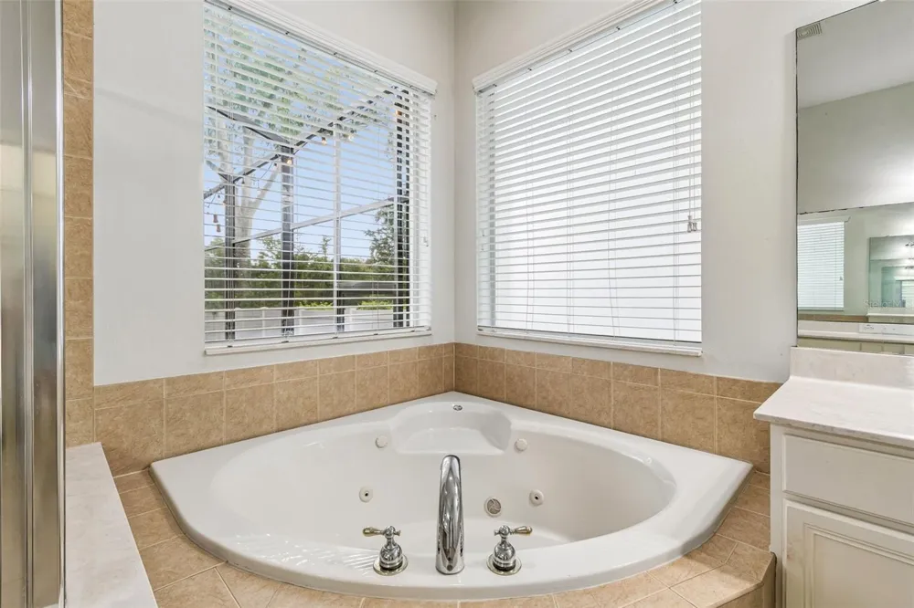 8523 NORTHTON GROVES BOULEVARD Odessa, FL 33556