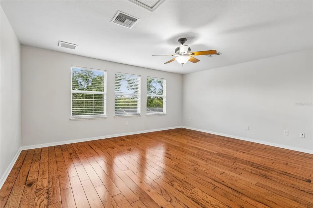 8523 NORTHTON GROVES BOULEVARD Odessa, FL 33556