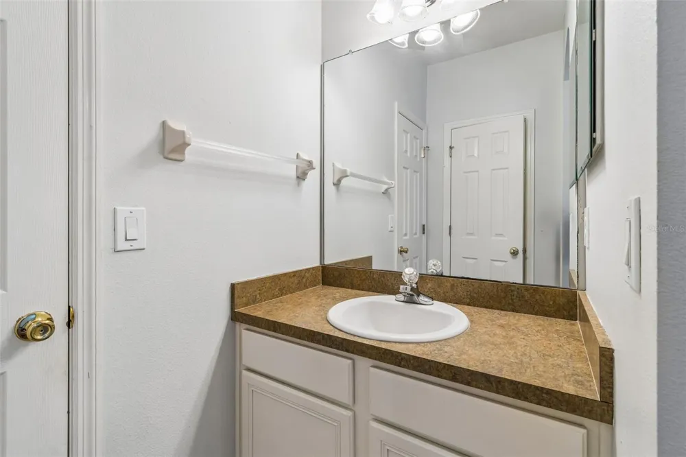 8523 NORTHTON GROVES BOULEVARD Odessa, FL 33556