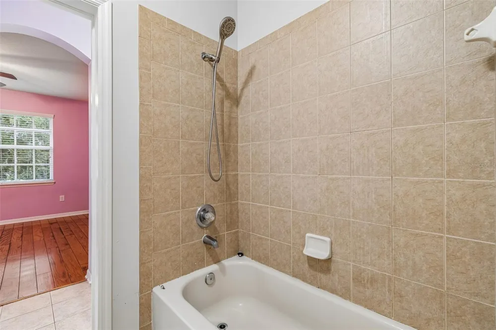 8523 NORTHTON GROVES BOULEVARD Odessa, FL 33556