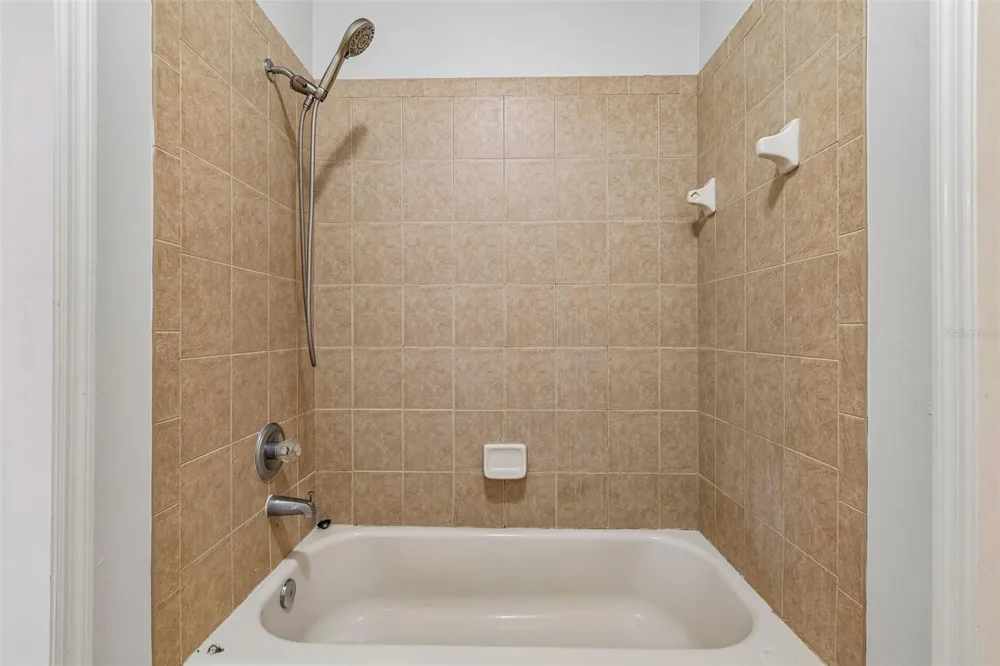 8523 NORTHTON GROVES BOULEVARD Odessa, FL 33556