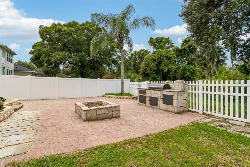 8523 NORTHTON GROVES BOULEVARD Odessa, FL 33556
