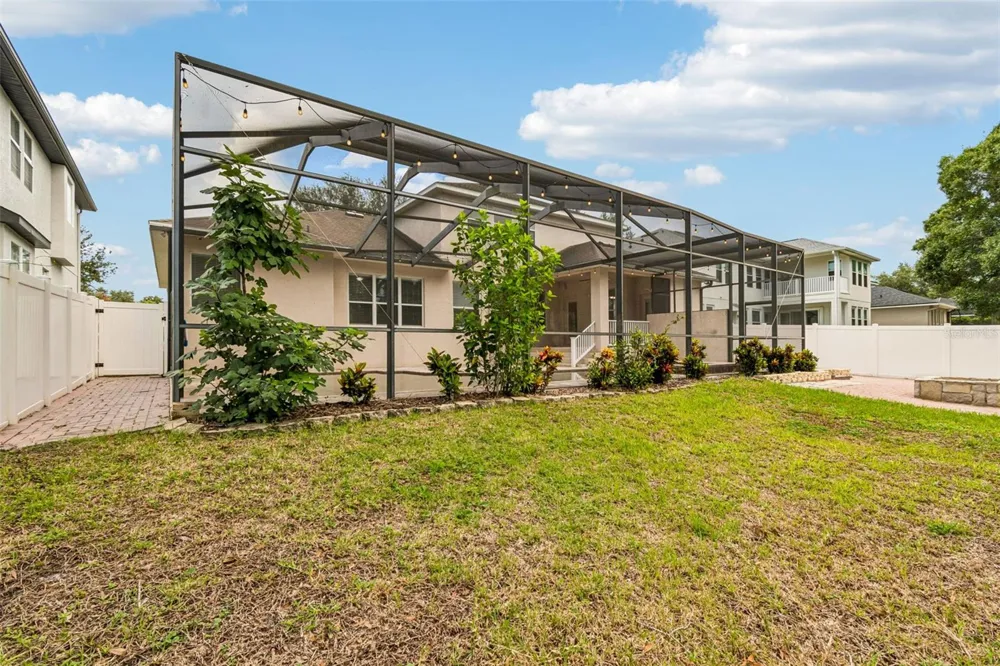 8523 NORTHTON GROVES BOULEVARD Odessa, FL 33556