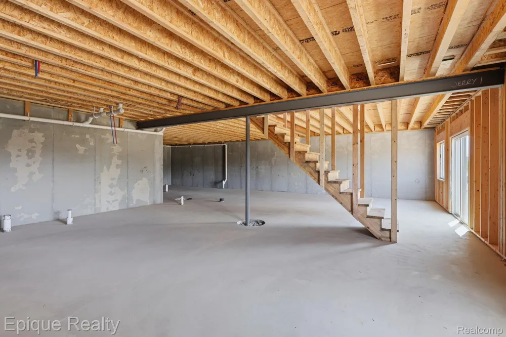 435 Cornerstone Drive #69 Oxford Charter Township, MI 48371