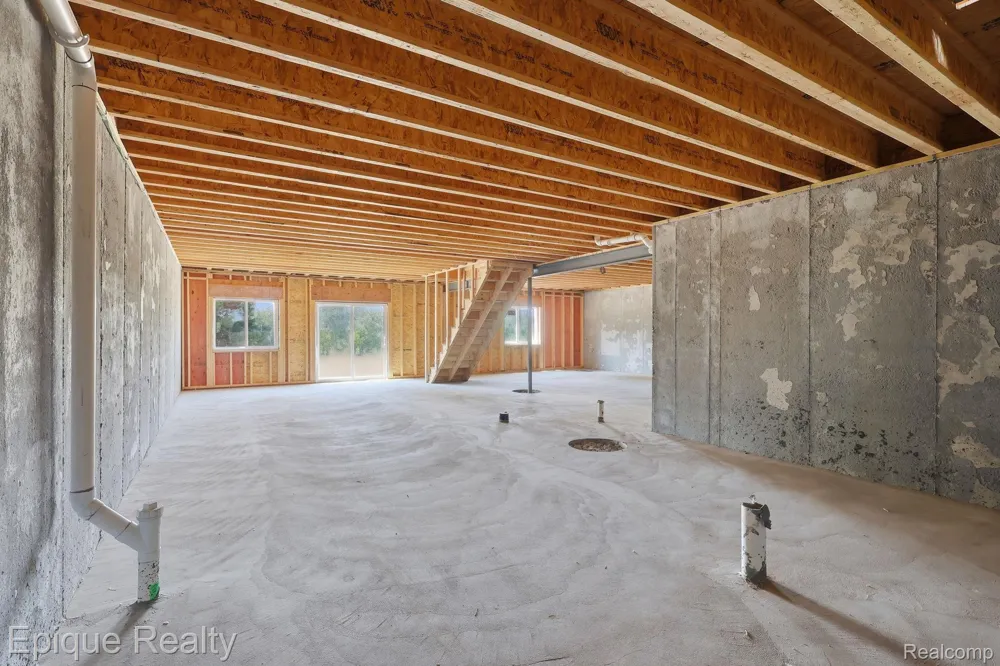 435 Cornerstone Drive #69 Oxford Charter Township, MI 48371