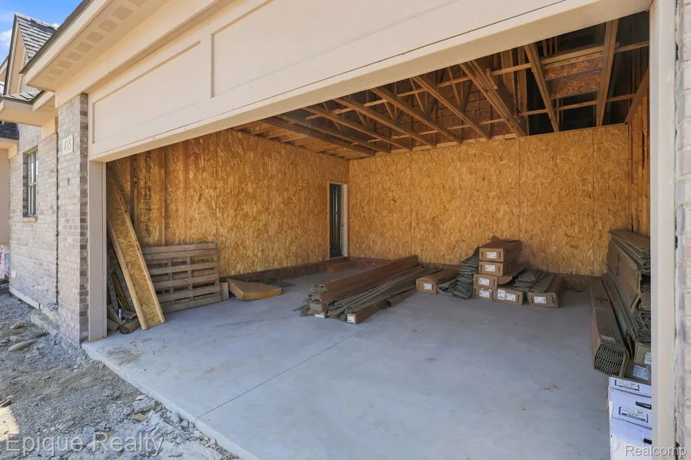 435 Cornerstone Drive #69 Oxford Charter Township, MI 48371