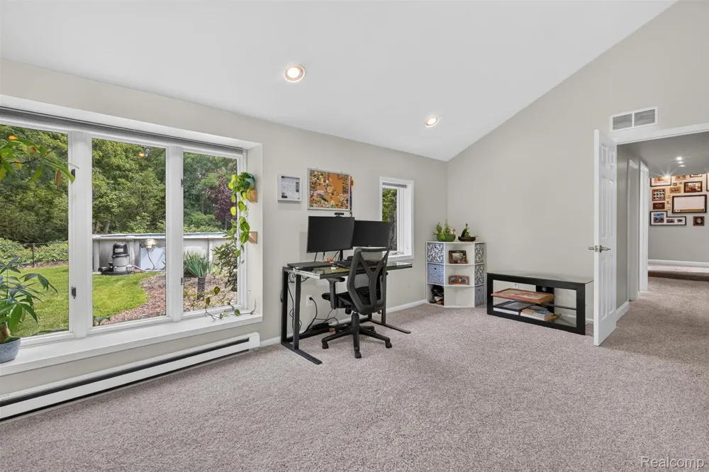 9319 Faussett Road Tyrone Township, MI 48430