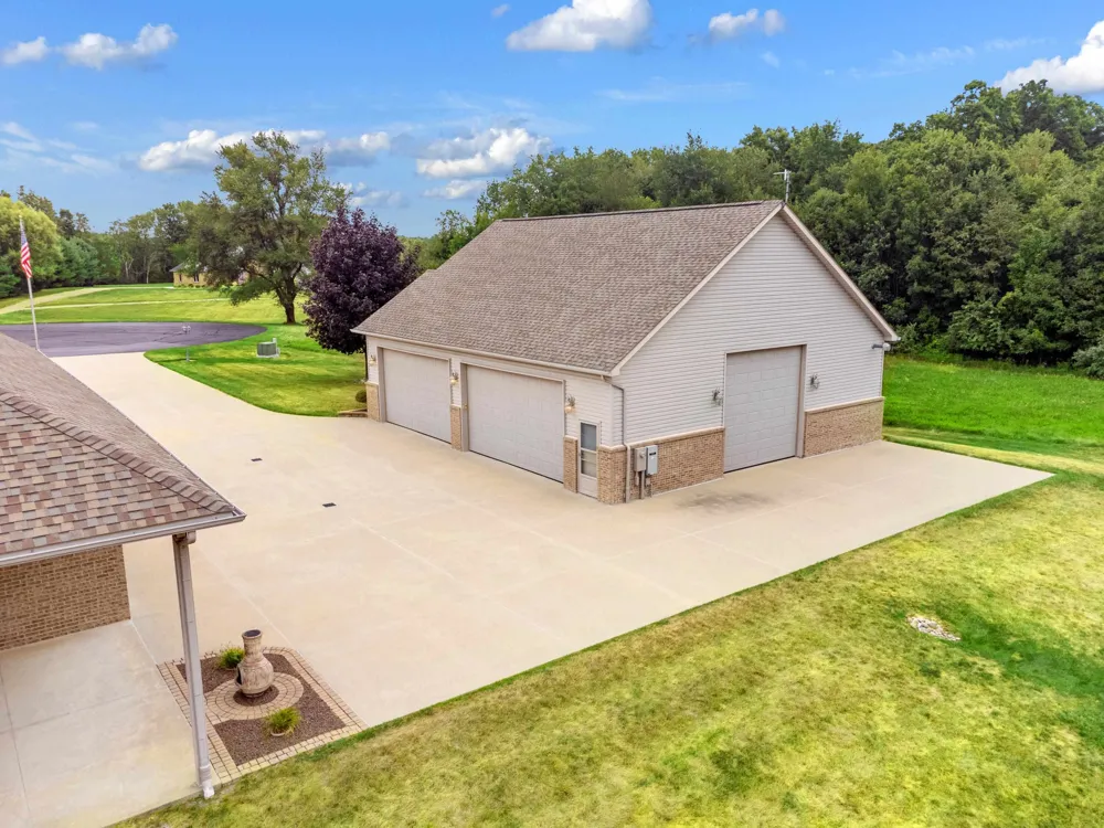 6100 Sunnys Way Imlay Township, MI 48444