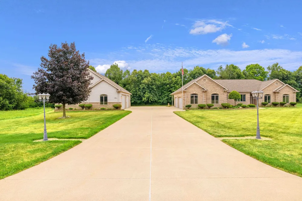 6100 Sunnys Way Imlay Township, MI 48444