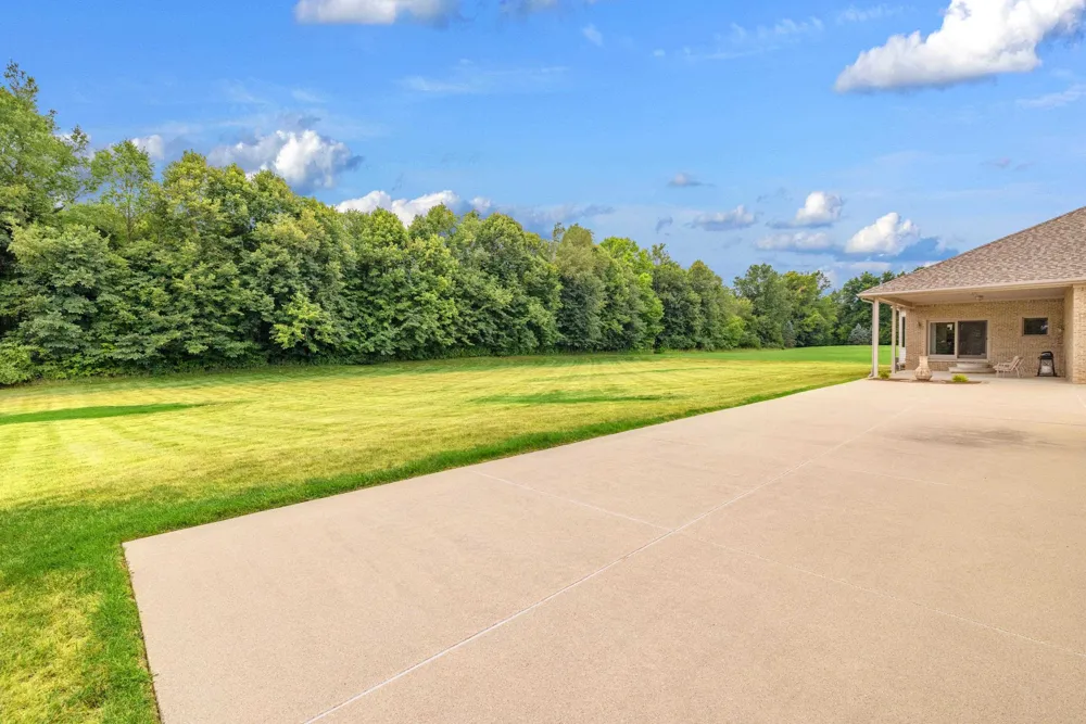 6100 Sunnys Way Imlay Township, MI 48444