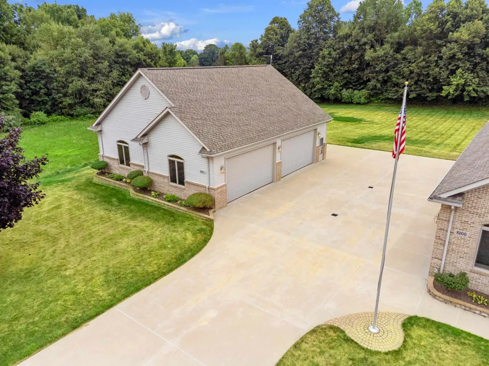 6100 Sunnys Way Imlay Township, MI 48444