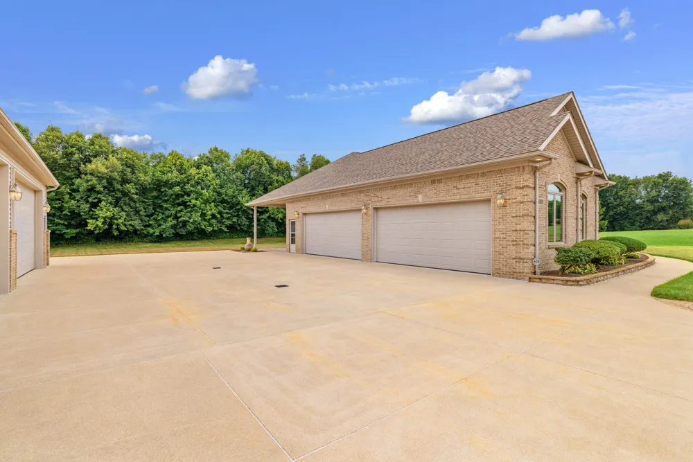 6100 Sunnys Way Imlay Township, MI 48444