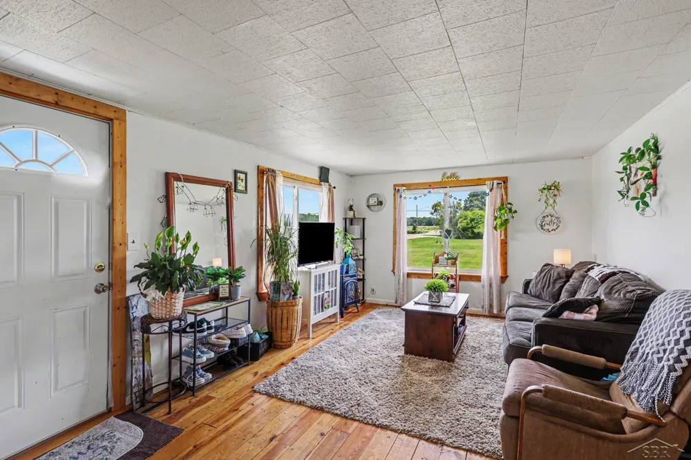 530 Crump Street Garfield Township, MI 48634