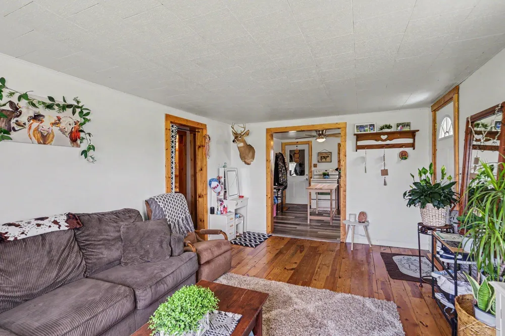530 Crump Street Garfield Township, MI 48634