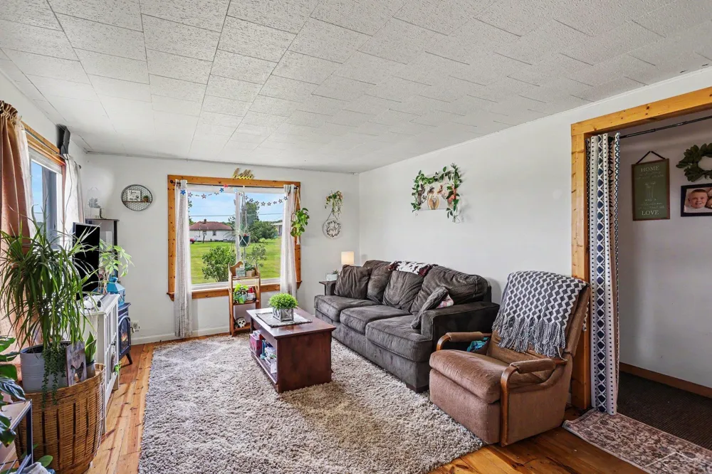 530 Crump Street Garfield Township, MI 48634