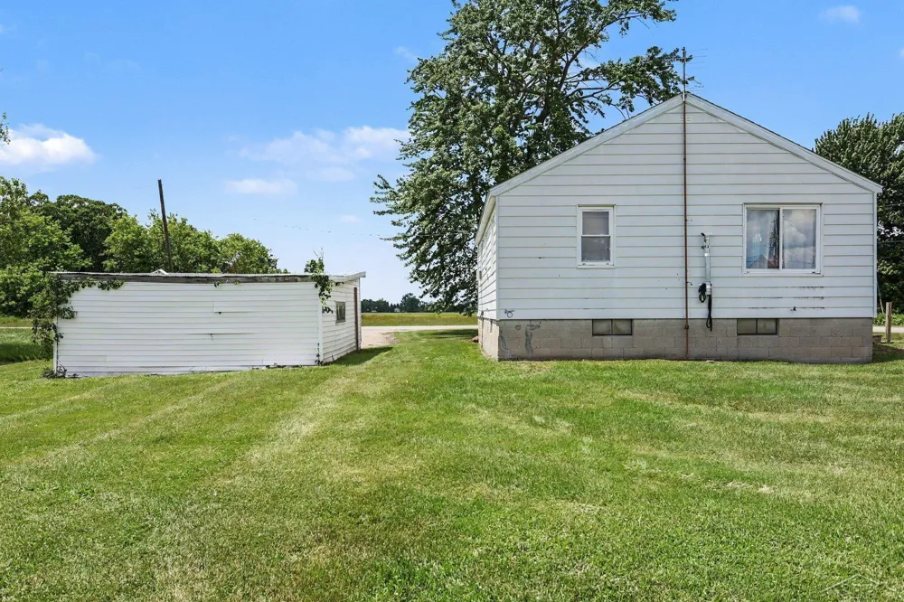 530 Crump Street Garfield Township, MI 48634