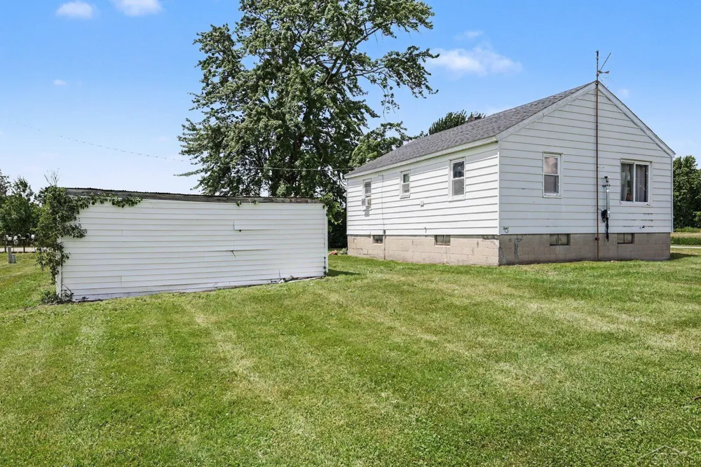 530 Crump Street Garfield Township, MI 48634